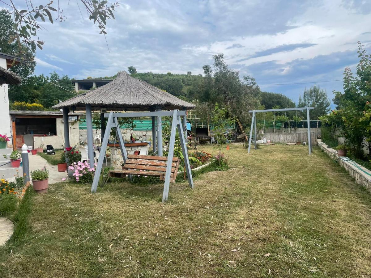 Hotel Vila Andi Zverneci Kültér fotó