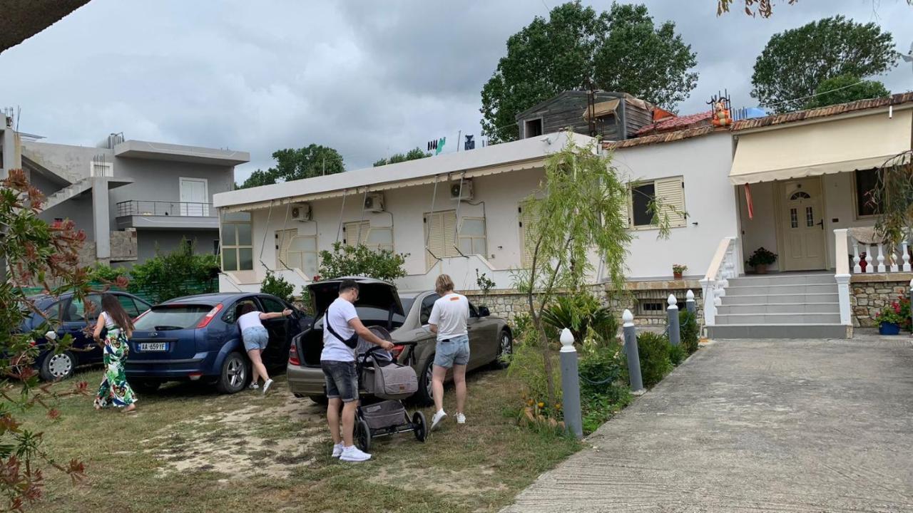 Hotel Vila Andi Zverneci Kültér fotó