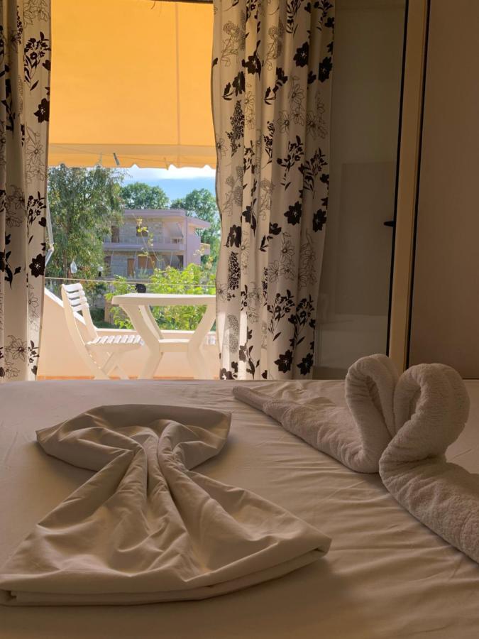 Hotel Vila Andi Zverneci Kültér fotó