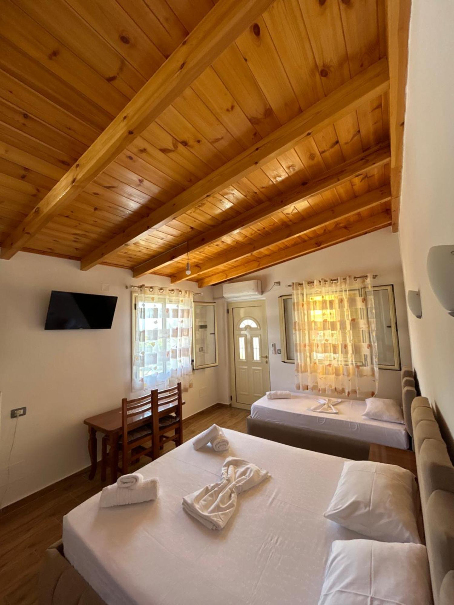 Hotel Vila Andi Zverneci Kültér fotó