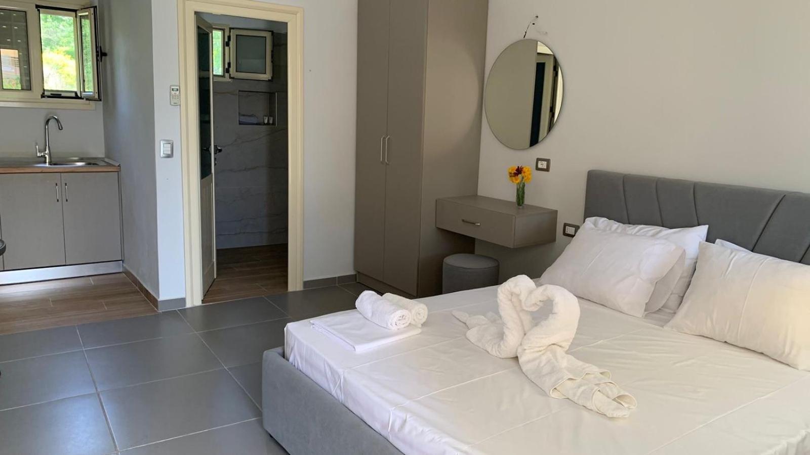 Hotel Vila Andi Zverneci Kültér fotó